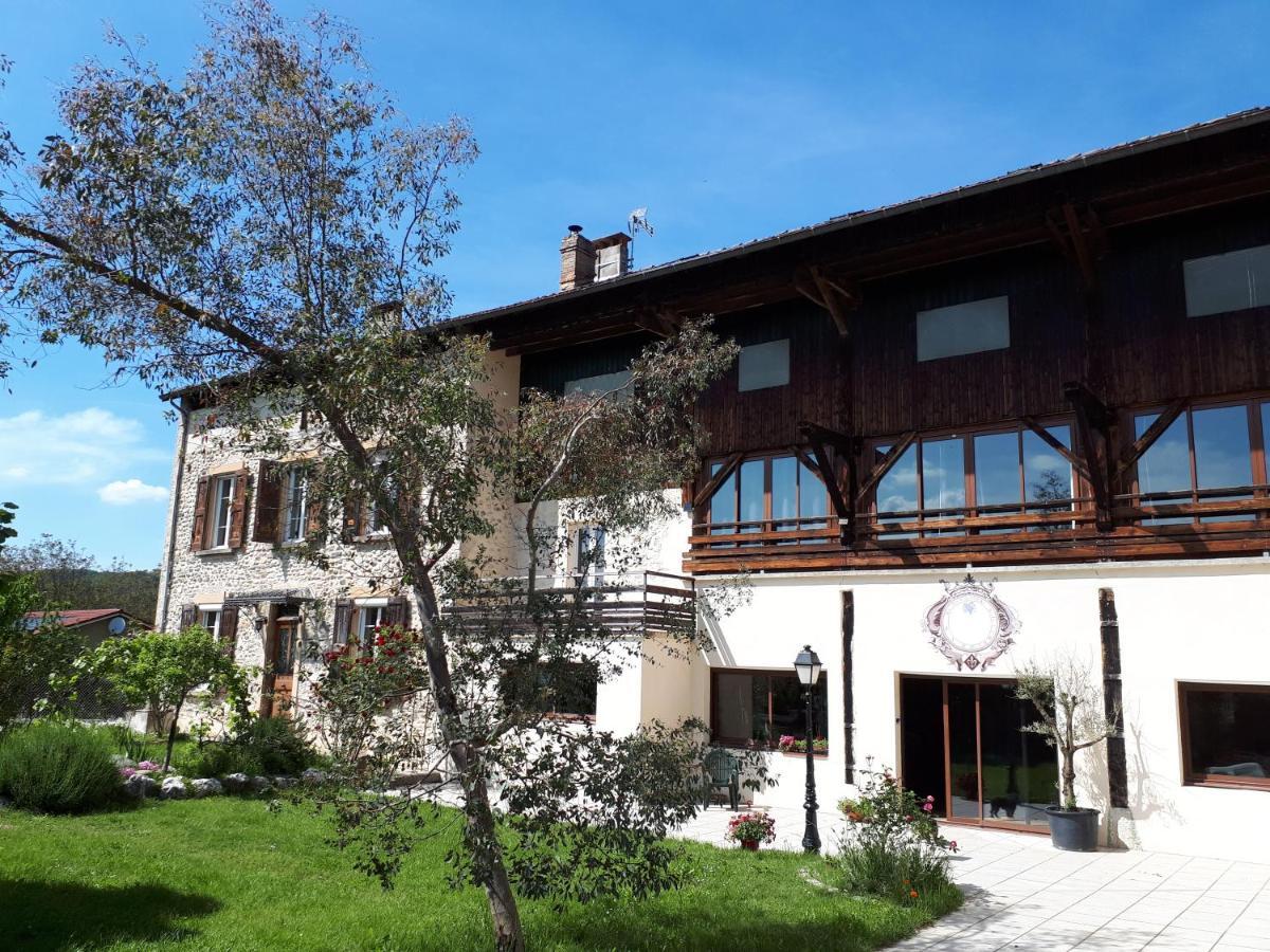 Chambres D'Hotes La Noyeraie Izeron Exteriör bild